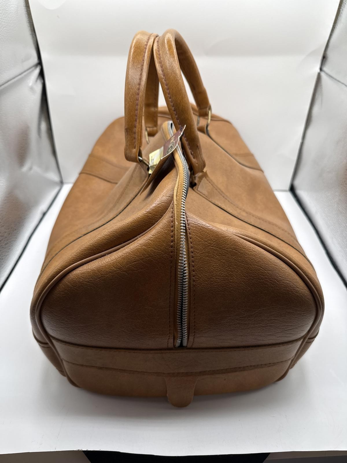 Vtg Vegan Leather Ambassador Men’s Brown Leather Travel Bag with Dual Handles