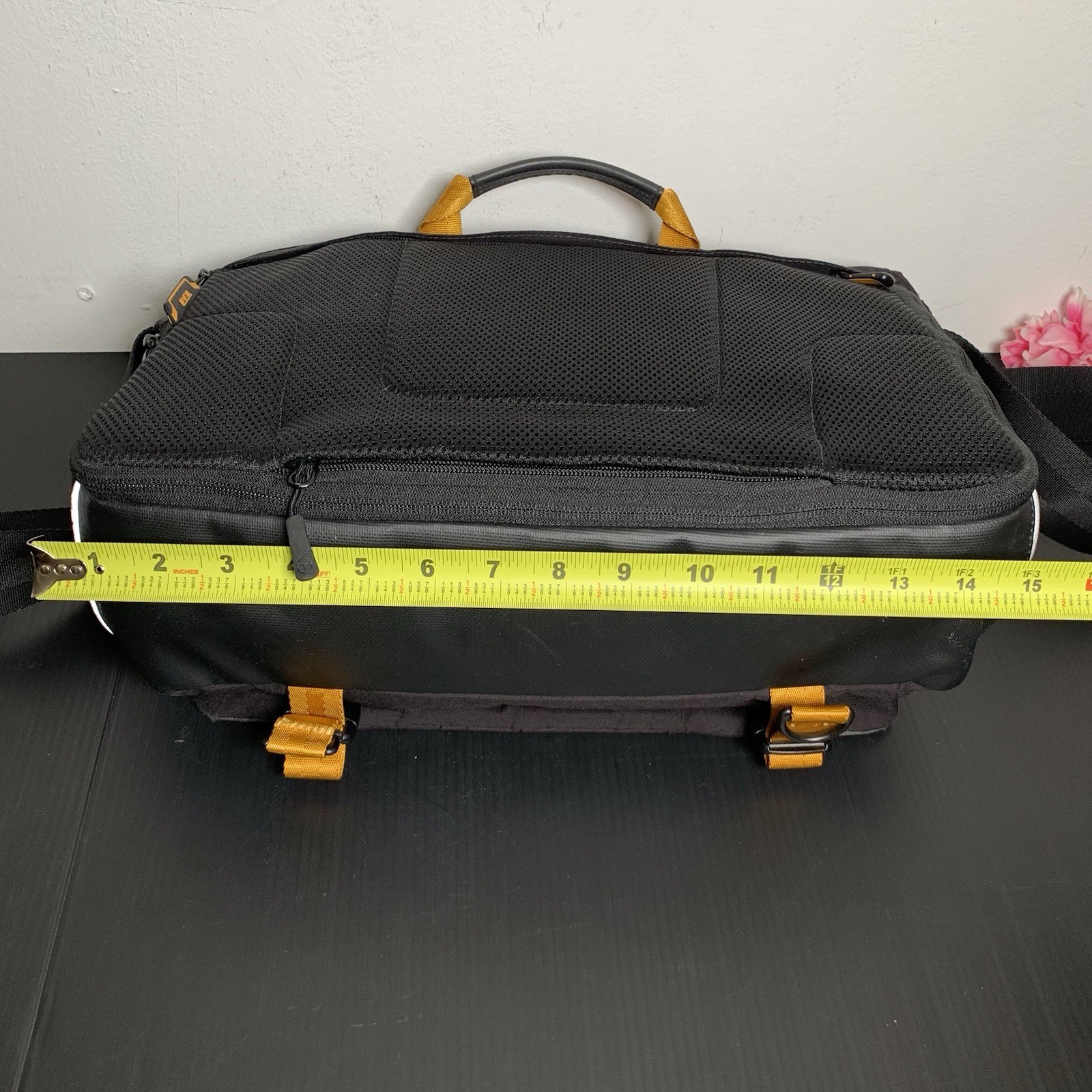 TUMI – T-tech Crossbody Messenger Bag – Model No. 57212GT