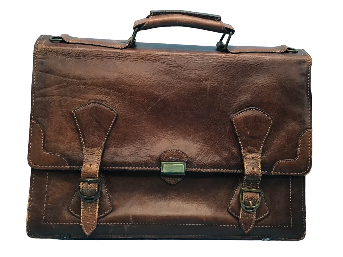 Renwick Brown/Tan Leather Briefcase Made in Canada Vintage 17 x 14 Inches