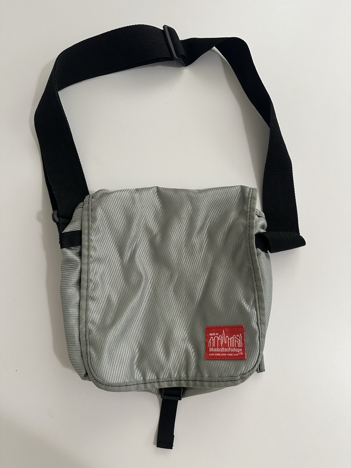 Manhattan Portage Messenger Crossbody Bicycle Cycling Bag New York Gray
