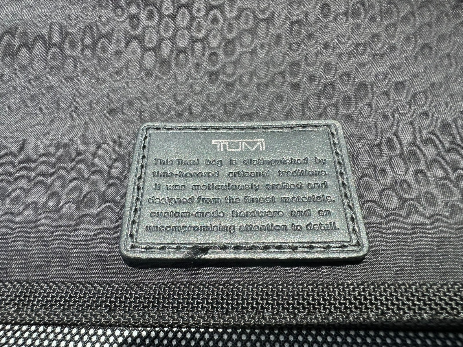 TUMI Alpha Bravo ‘Foster’ Reflective Silver Nylon Messenger Bag – 0222373RS2 NWT