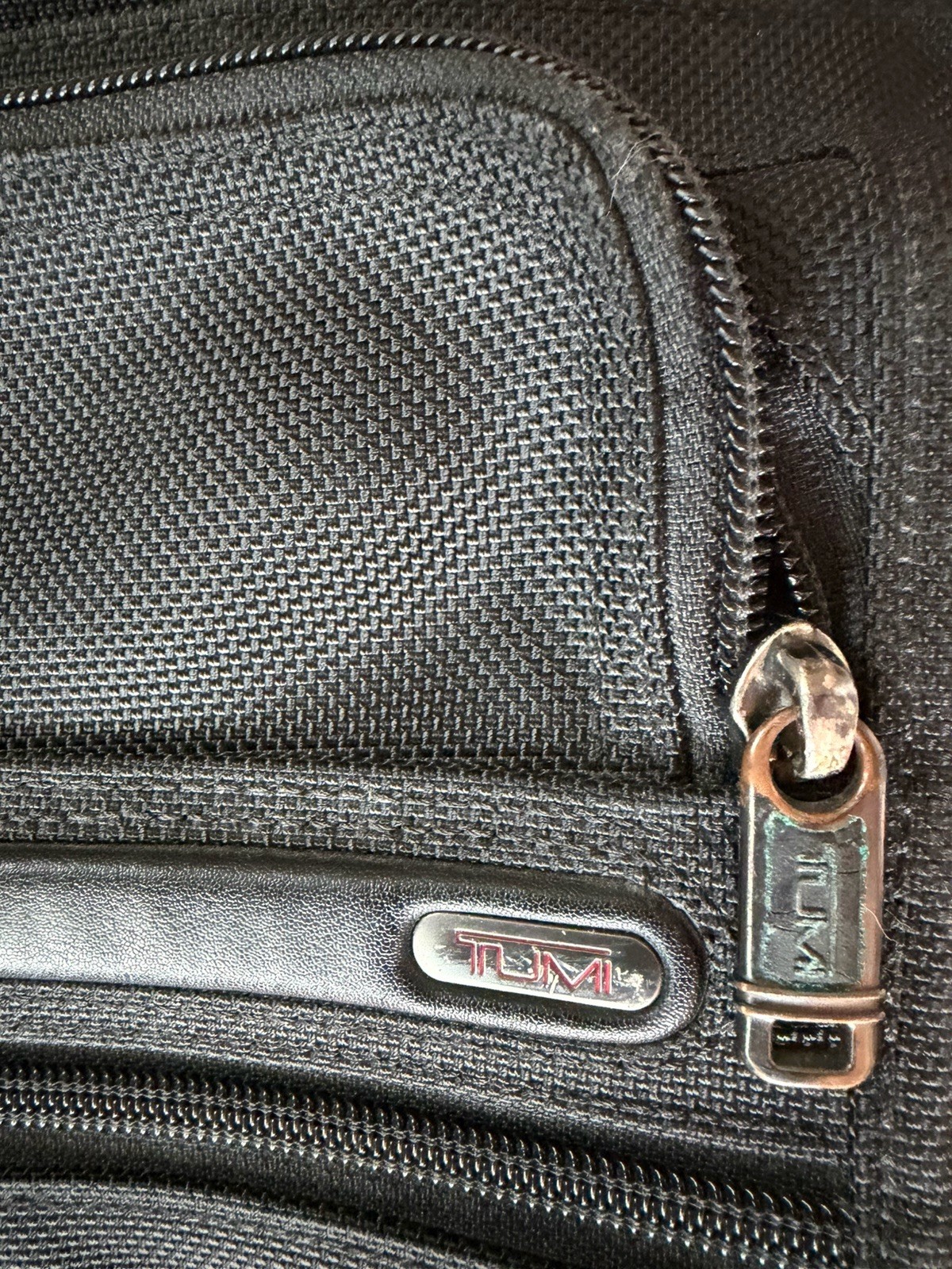 TUMI Alpha Medium 15 -inch Expandable Briefcase with Removable Padded Strap-Used