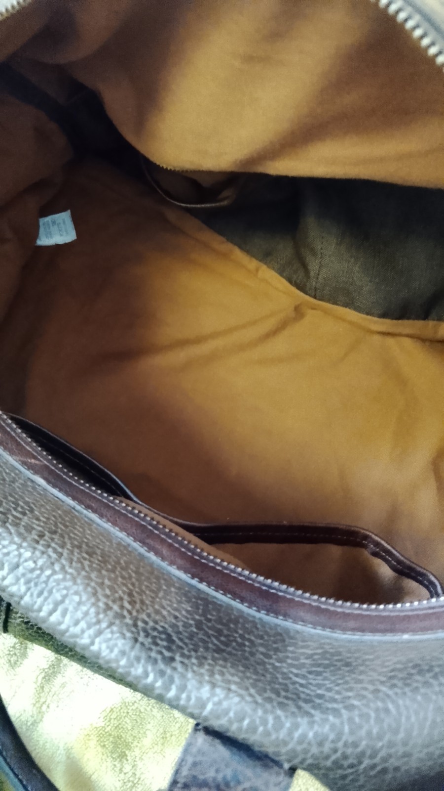 MISSION MERCANTILE Pebbled Leather 21″ Duffle Bag. BEAUTIFUL BAG !! Unused Cond.