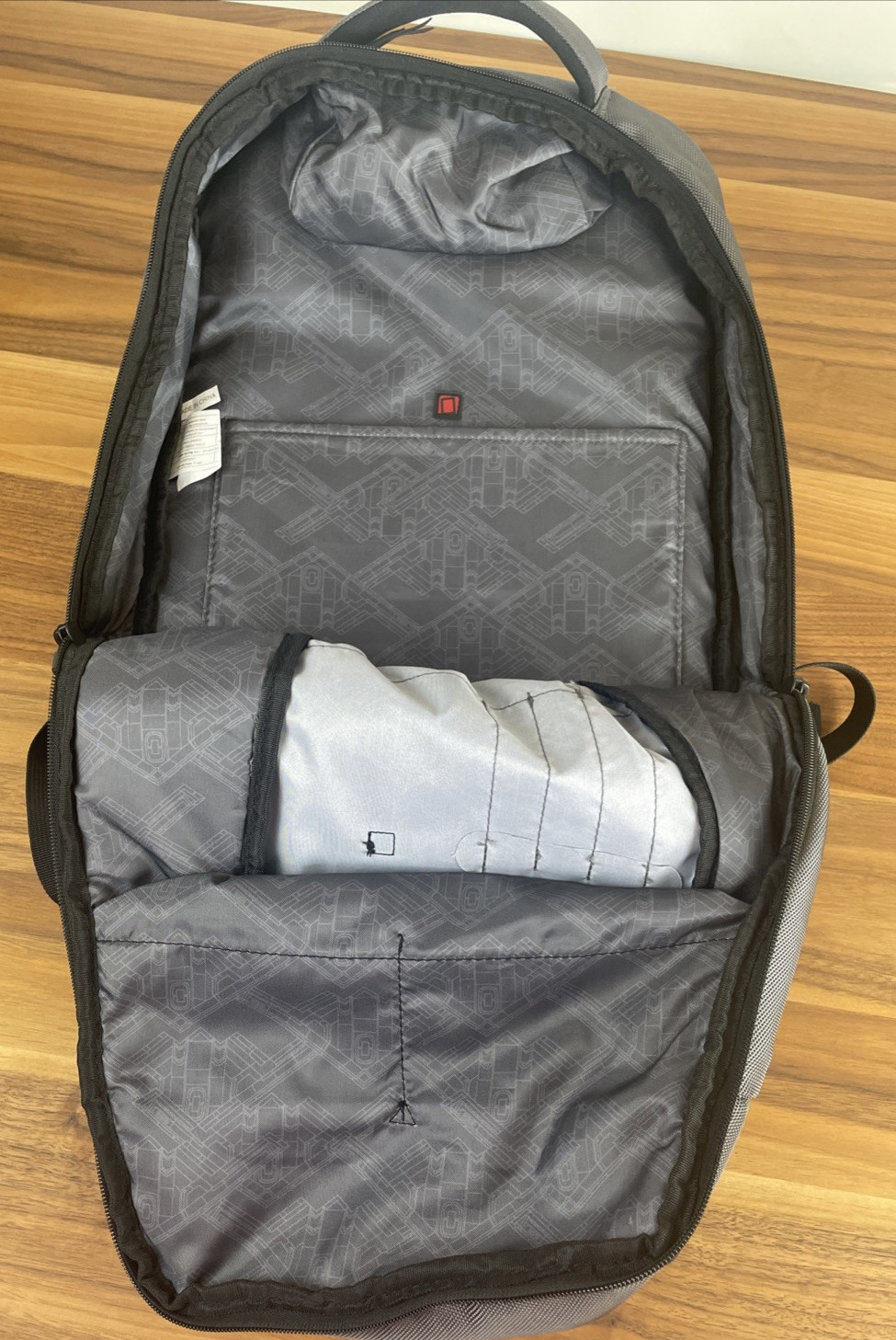 OGIO Ace Backpack 17” Laptop Pack-Tablet Sleeve Metallic Gray Padded Back