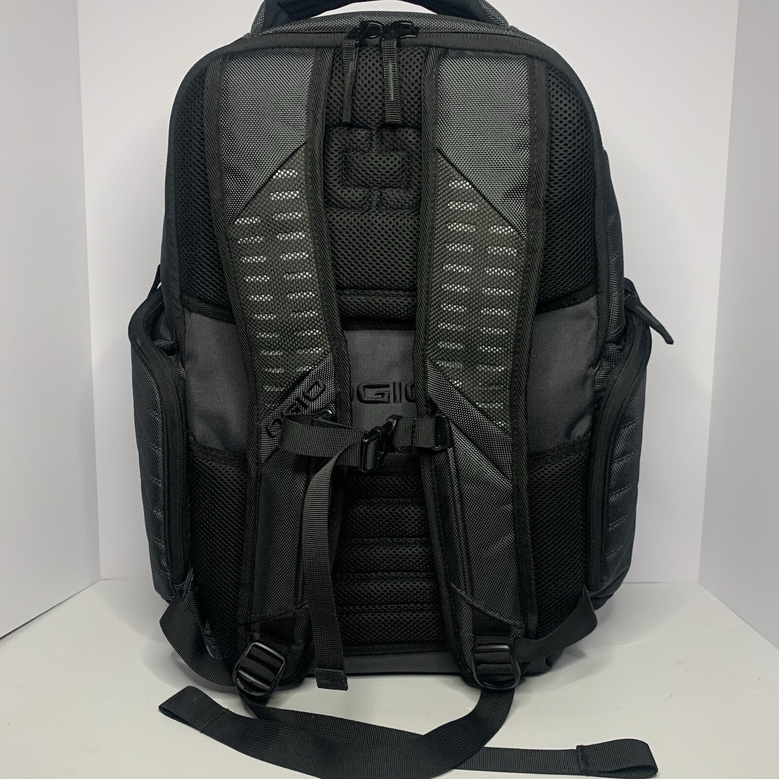 OGIO Flashpoint Pack Gray Brand New Backpack With Tags 1680D 1,900 cu.in./31 L