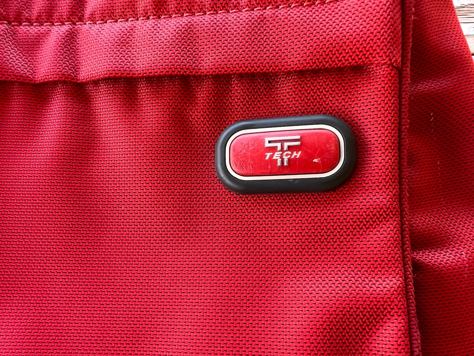 Tumi T Tech Red Nylon Crossbody Messenger Bag Unisex