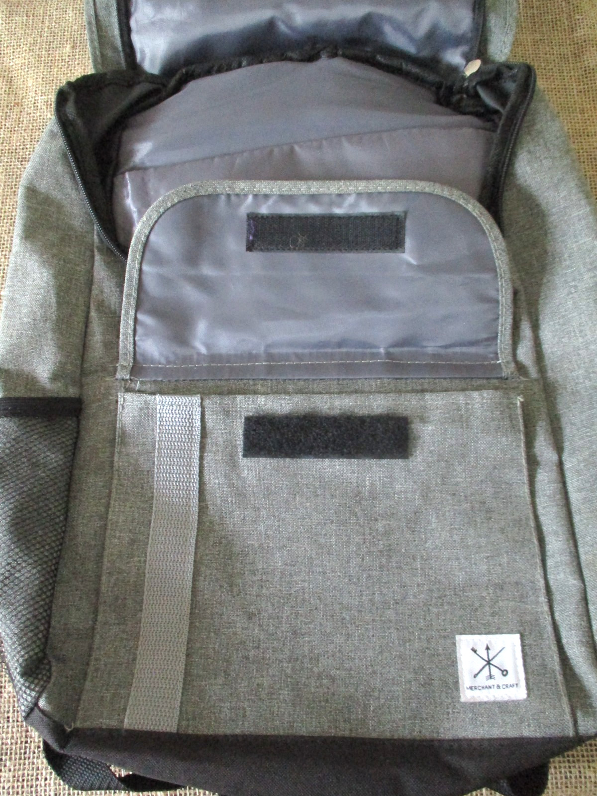 Merchant & Craft Student School Backpack Multiple Pockets Grey Laptop Bag 18 in