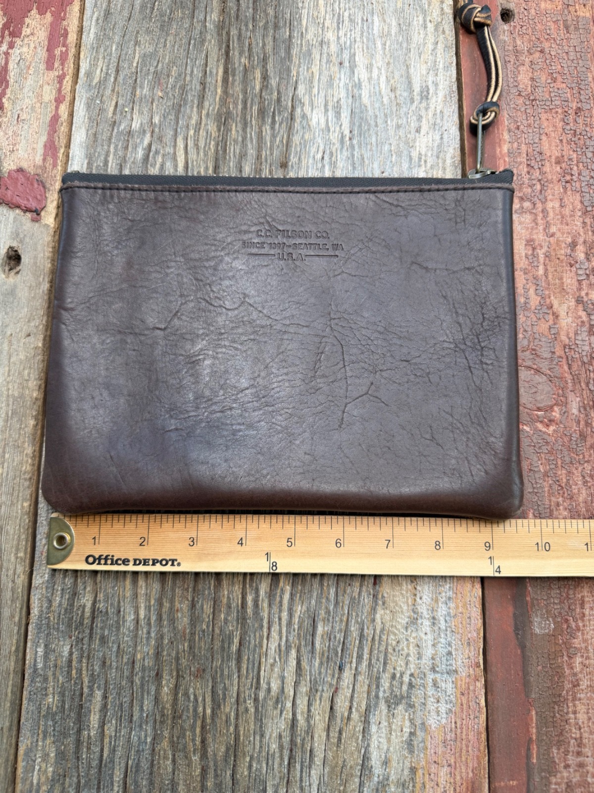 Filson Medium Leather and Suede back Pouch | Moss | USA | Rare 9 3/4 by 7 1/2