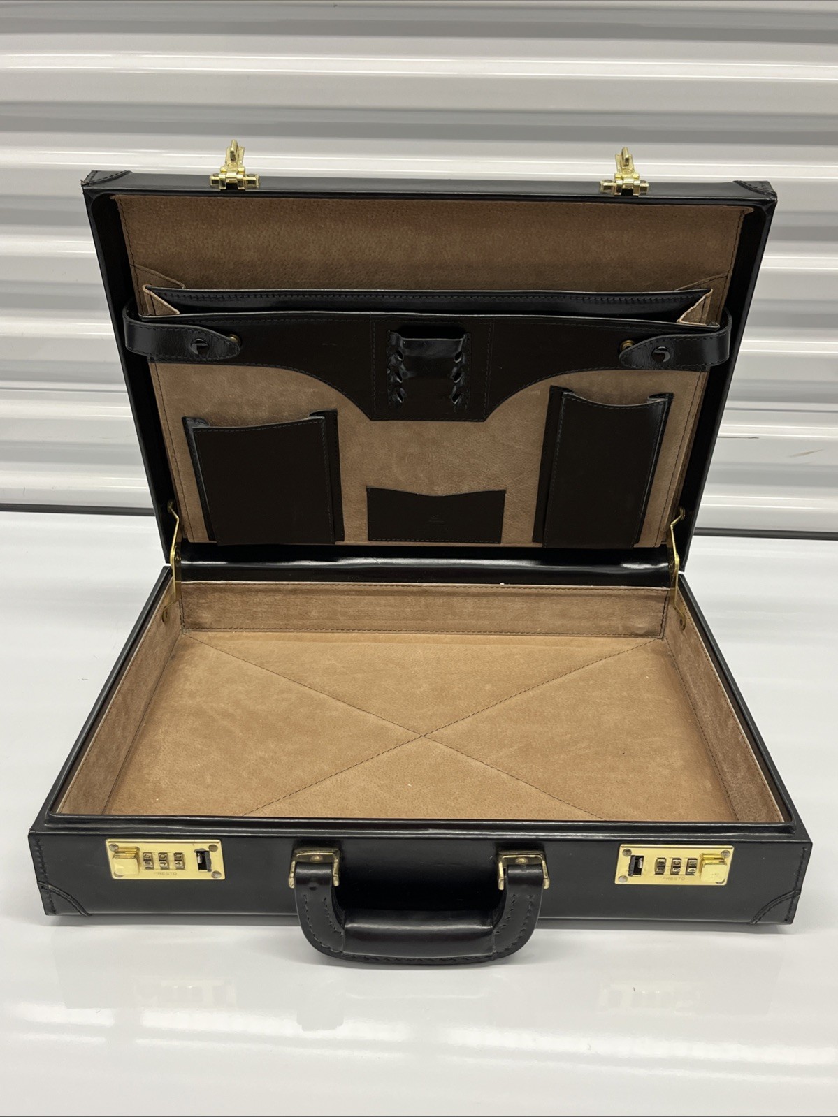 Renwick Black Leather Briefcase With Combination Locks – Made in Canada, EUC