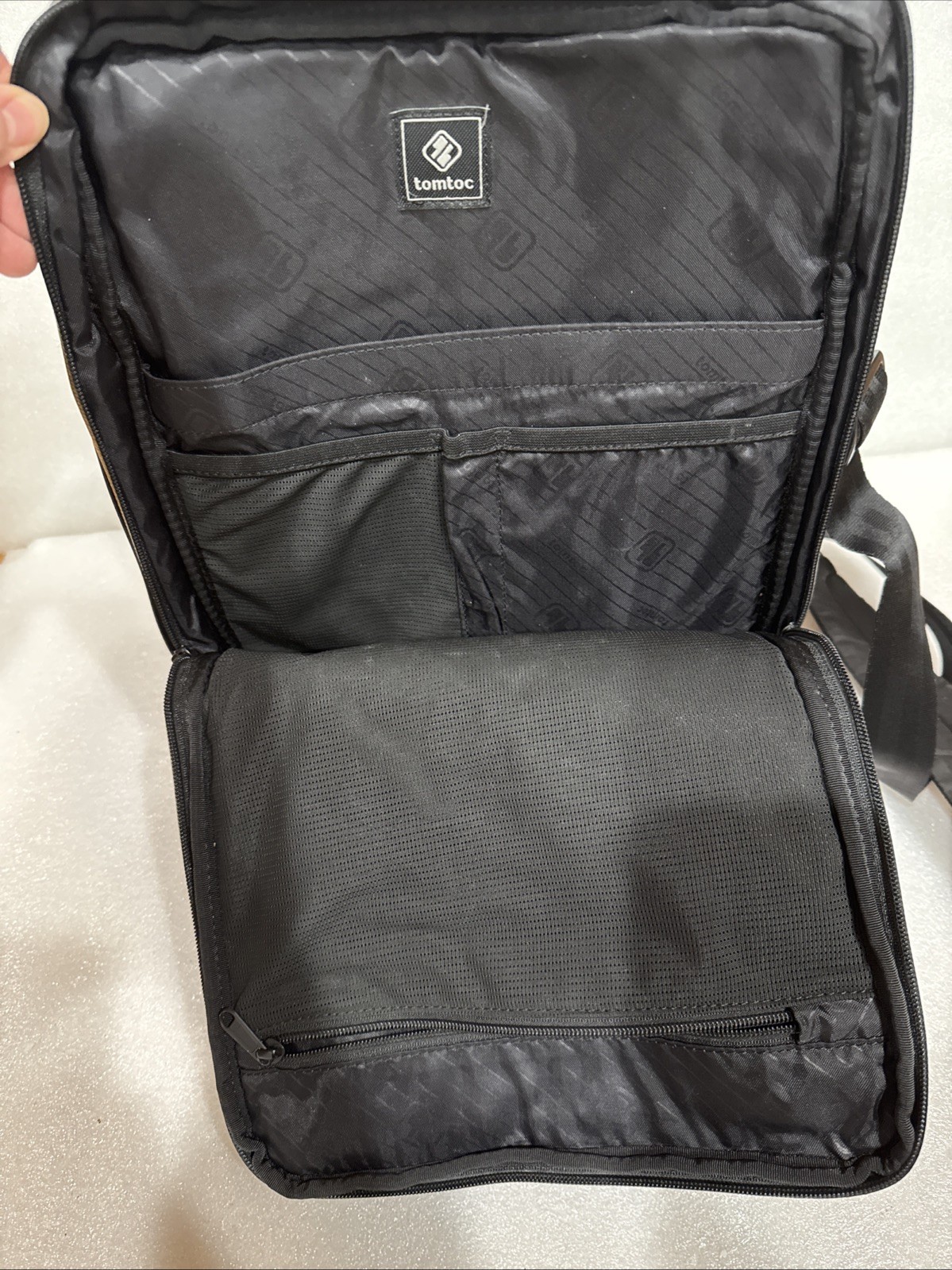 Tomtoc 360 Protective Slim Laptop Shoulder Bag for 16 & 15 inch MacBook Pro Air
