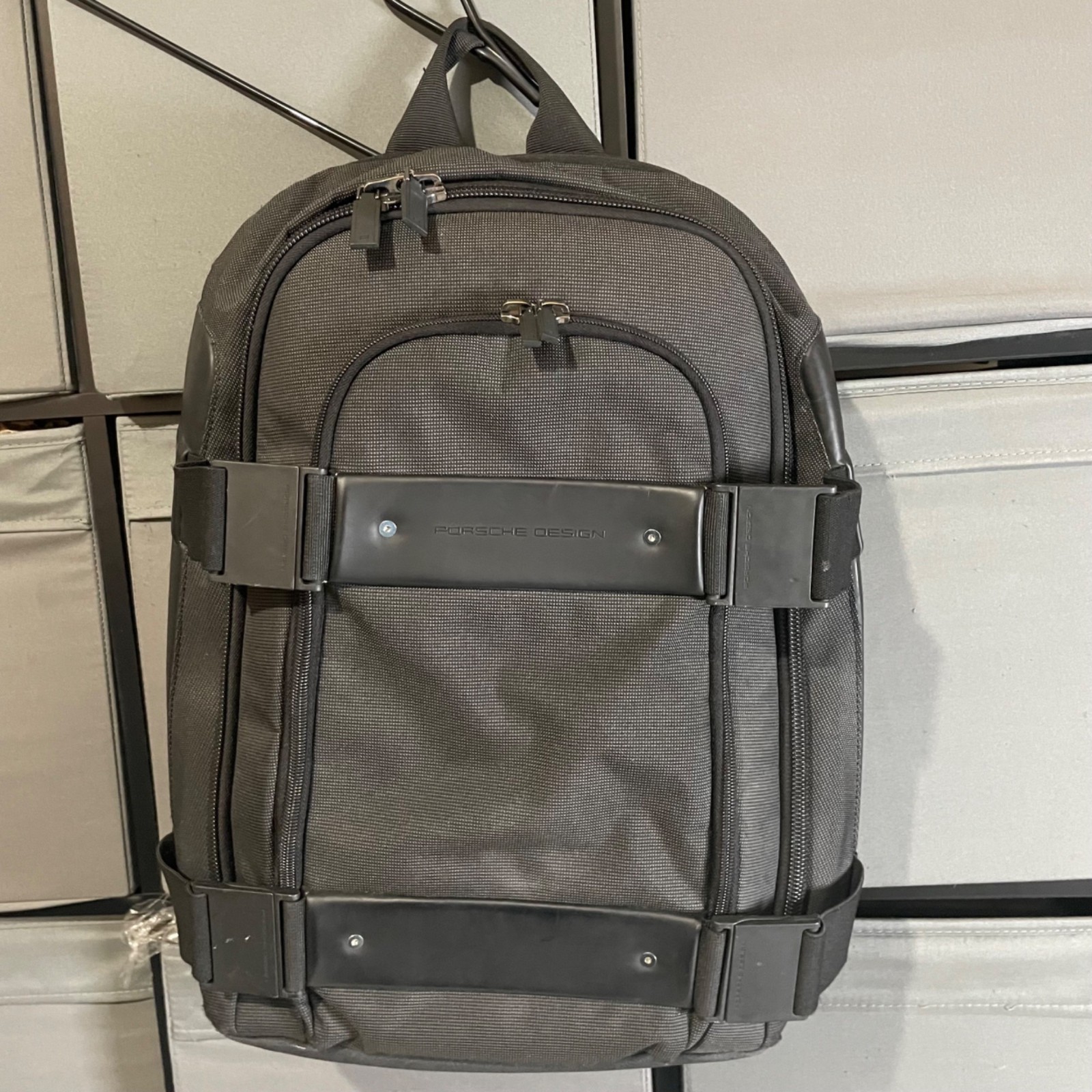 Porsche Design Cargon 17” Laptop-Backpack – Titan Black P’2000