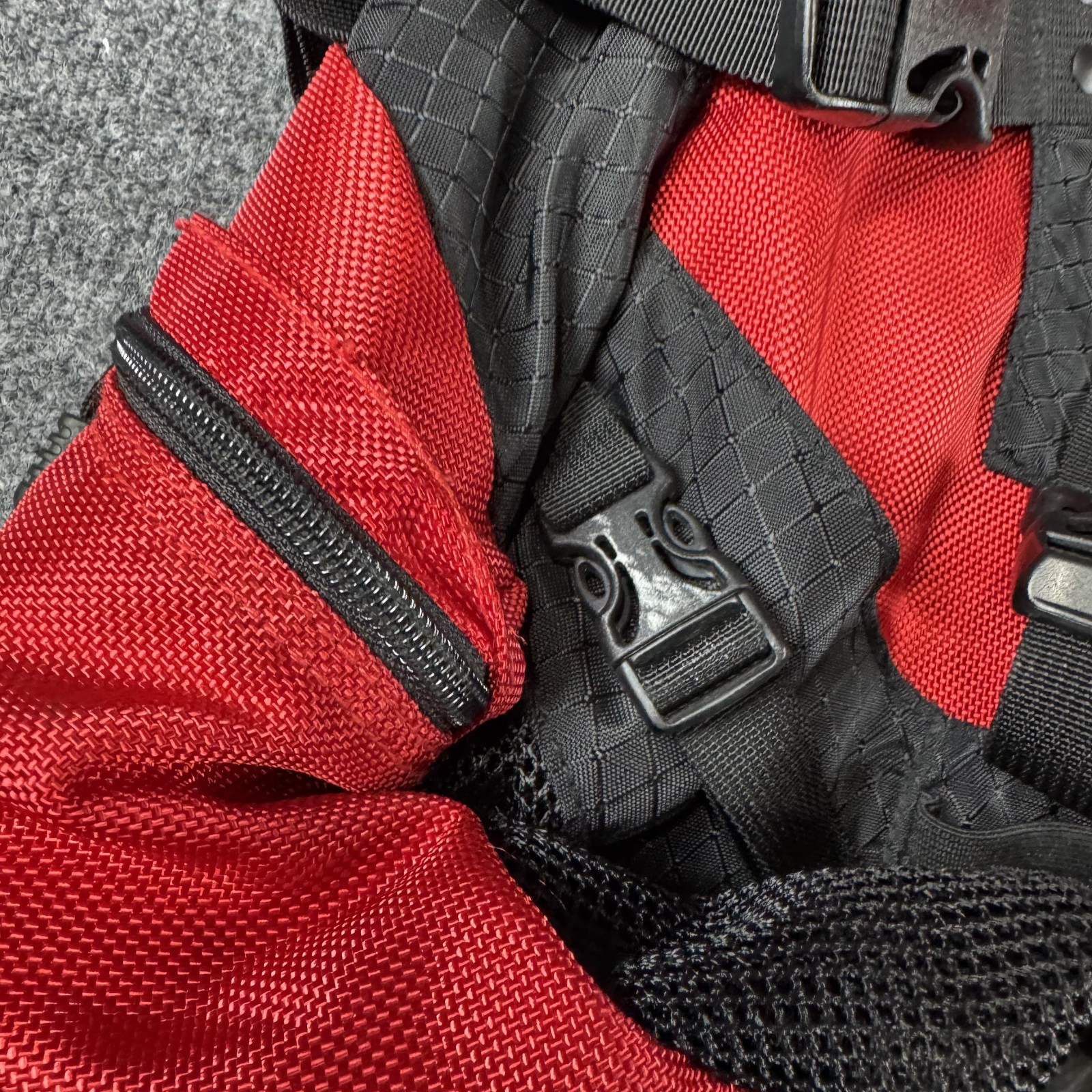 Vintage Oakley Icon Backpack Black Red Tactical Tech Multi-Pockets 90s Y2K