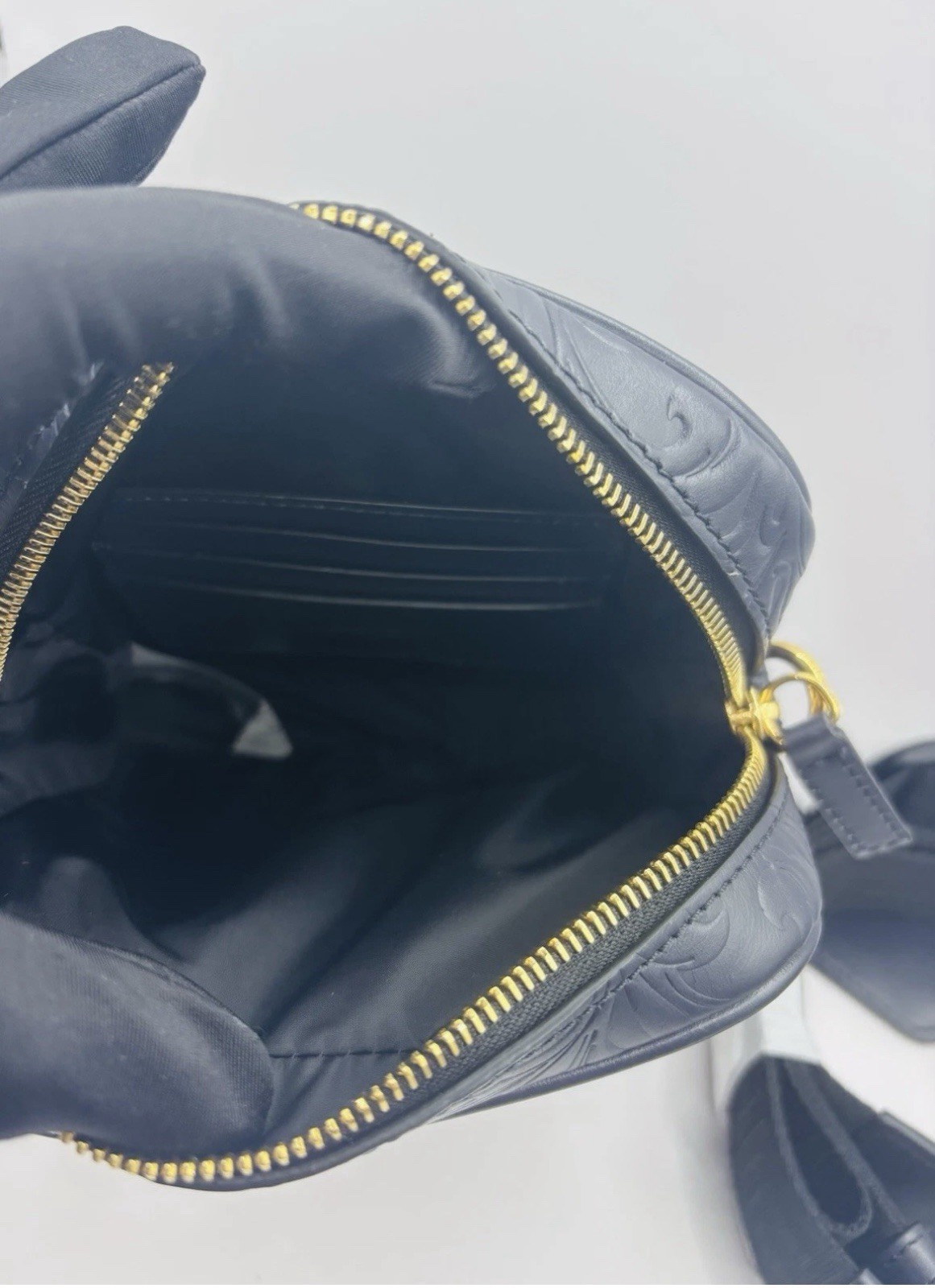 Versace Messenger Embrossing Calf Leather Barocc Navy Blue-gold $ 1500 Authentic