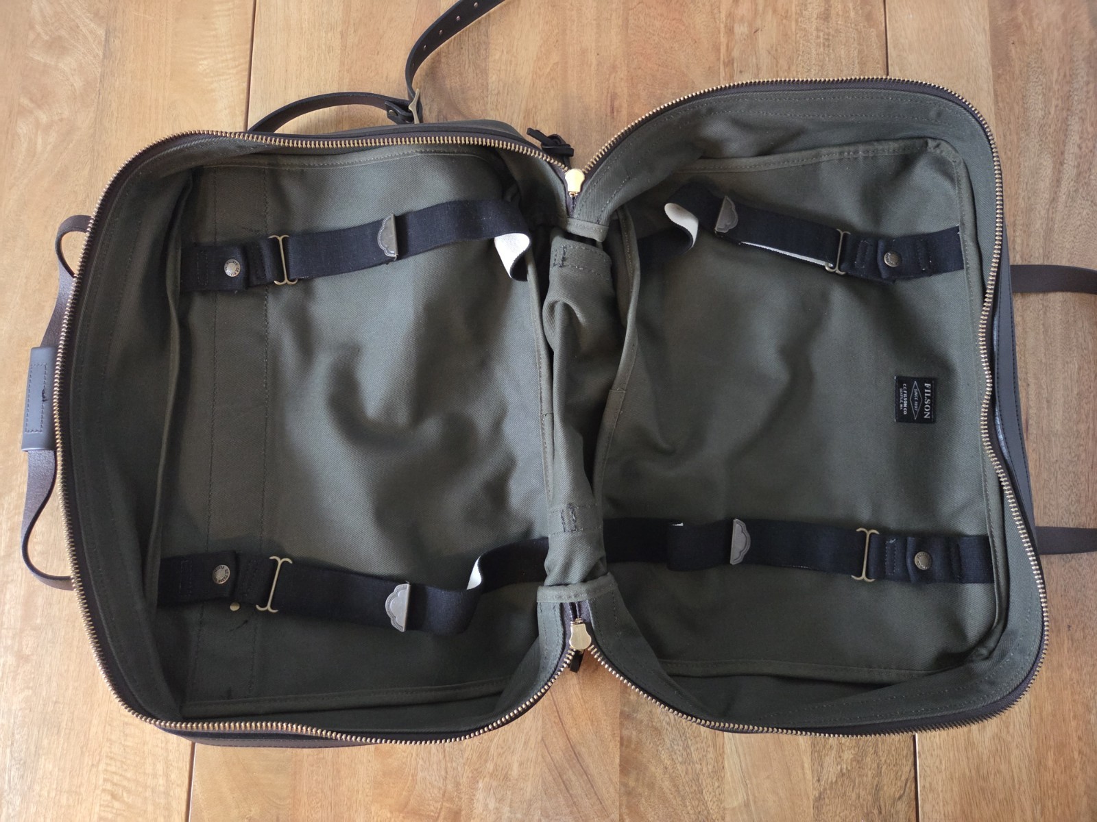 Filson Small Rugged Twill Pullman Suitcase | NWT | Otter Green | Made in USA