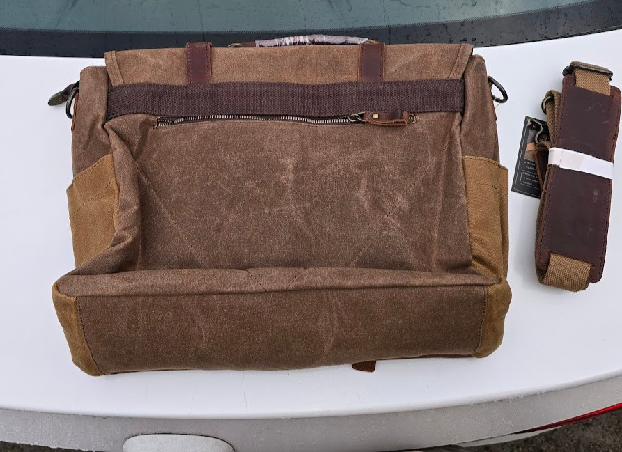 NEWHEY Water Resistant Magnetic Closure Messenger Bag Leather Canvas & Strap NWT