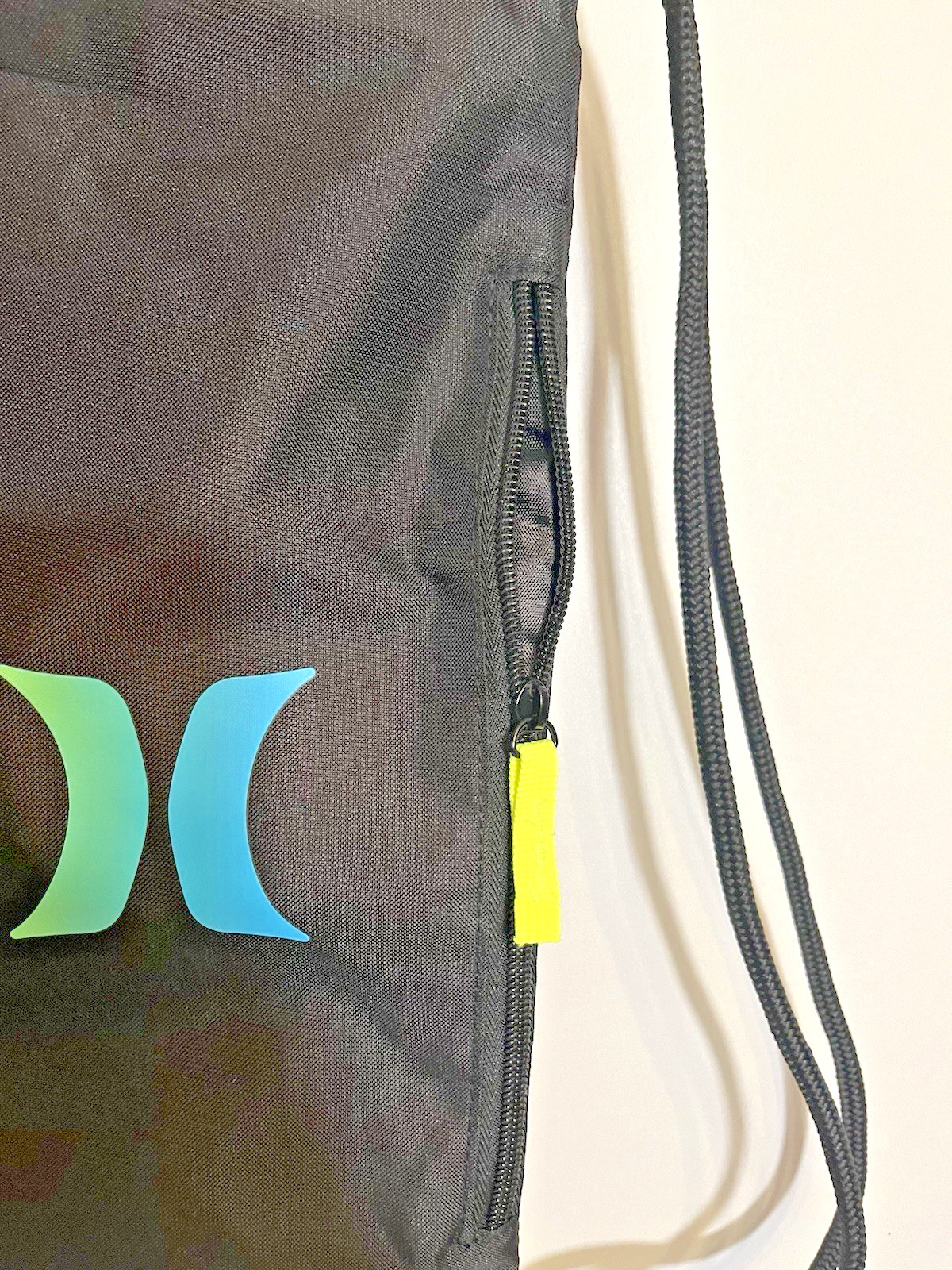 Hurley Backpack Drawstring Bag Cinch Sack Gym Tote Black Multicolor Ombre Logo