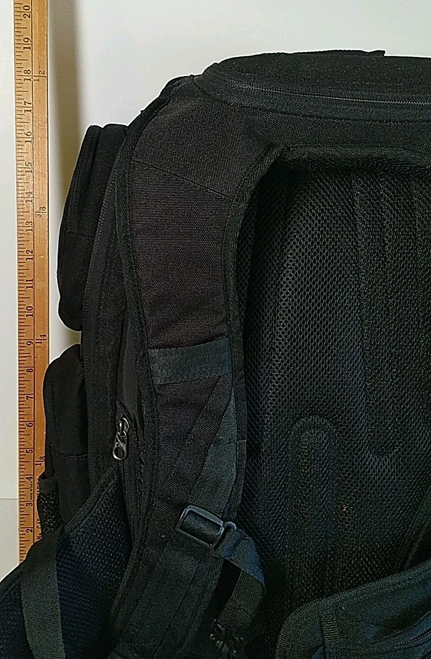 Quiksilver Convertible Multi-Use Camera Laptop Backpack, Shutter Speed Exc+ Cond