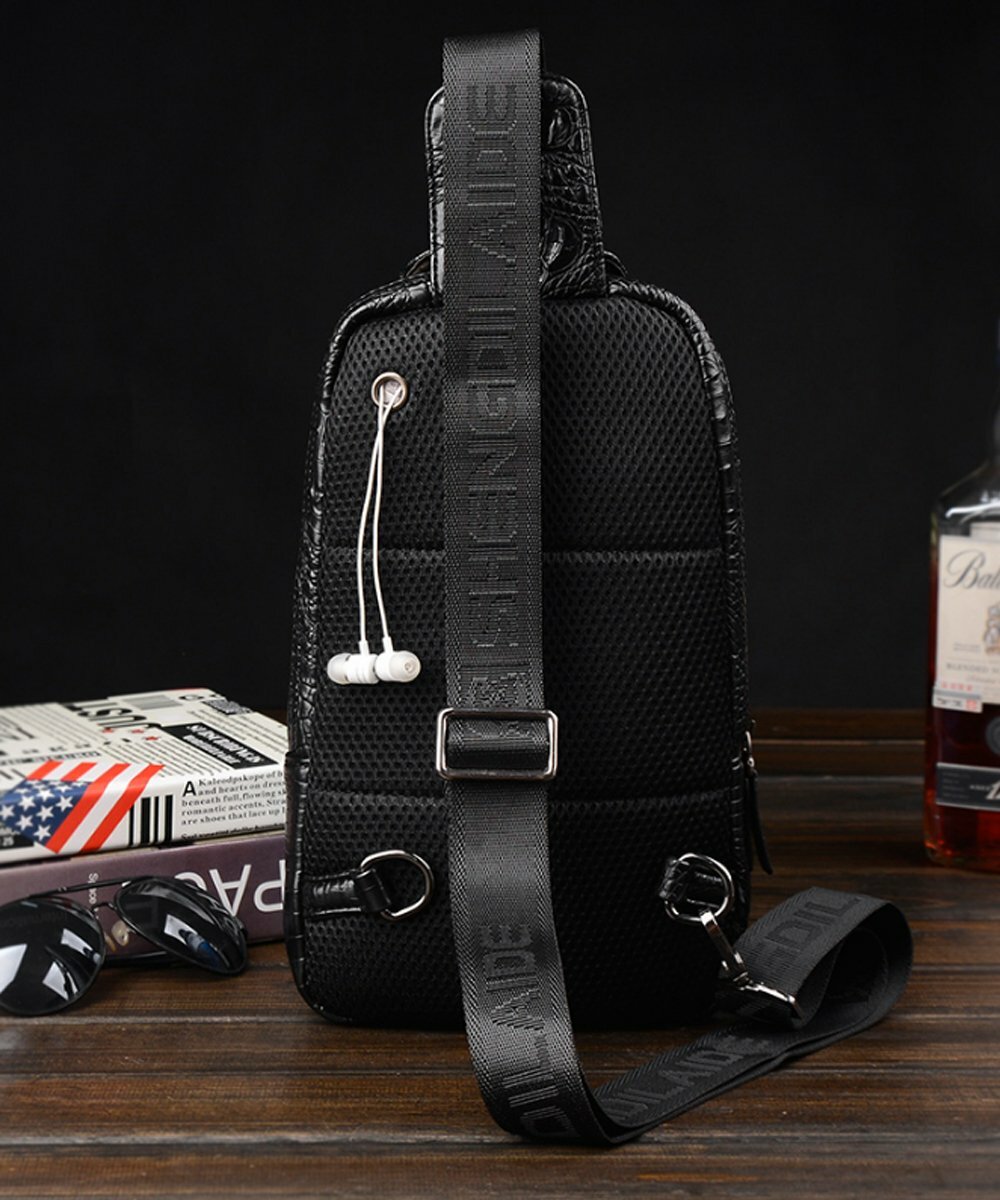 Men’s Leather Crocodile Pattern Chest Bag Sling Backpack Crossbody Travel Bag