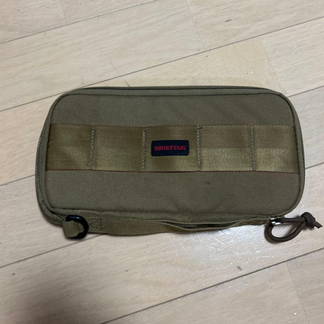 BRIEFING Olive Drab Nylon Clutch Bag with Mesh Pocket & D-Ring Pre-owned