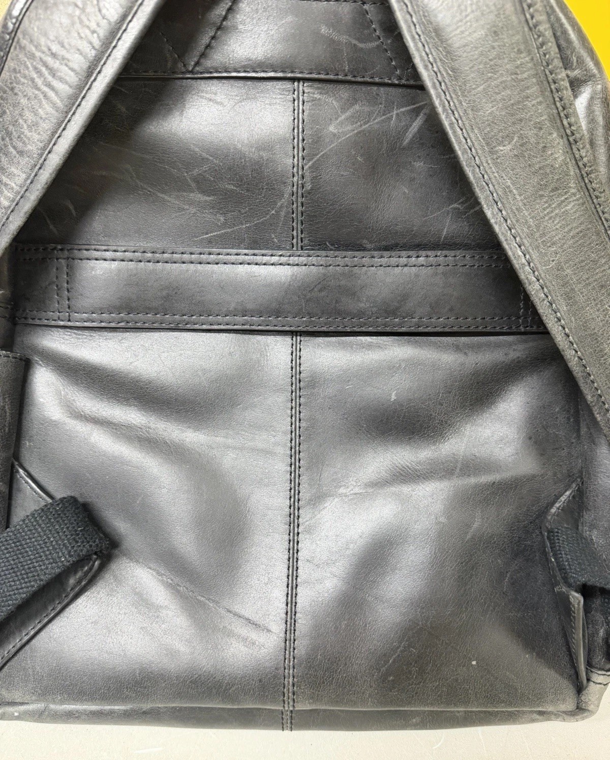 Rawlings Black Leather Rugged Backpack w/Zipper Closures & Striped Interior RARE