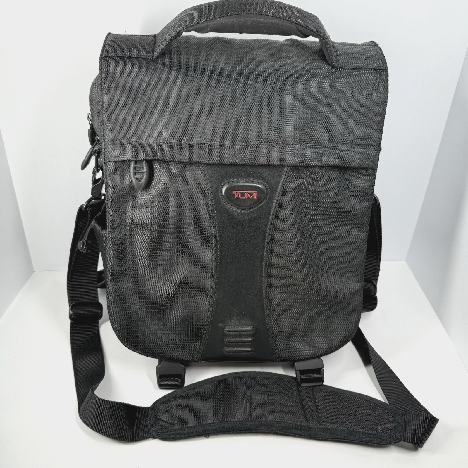 Tumi T-Tech Ballistic Nylon Messenger Backpack Laptop Bag Black Travel Work