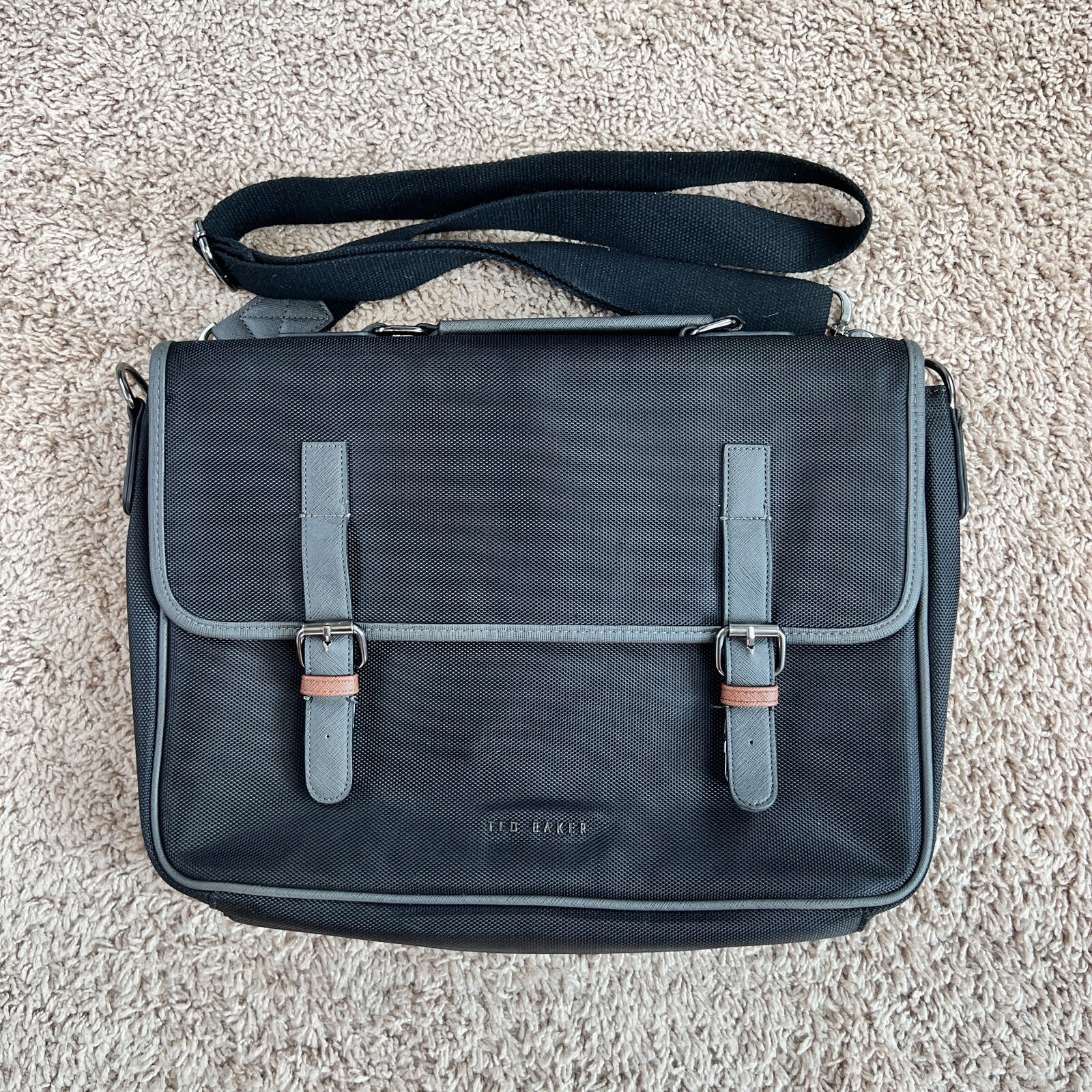 TED BAKER London Cattar Messenger Black Bag Designer Men’s Laptop Bag Used