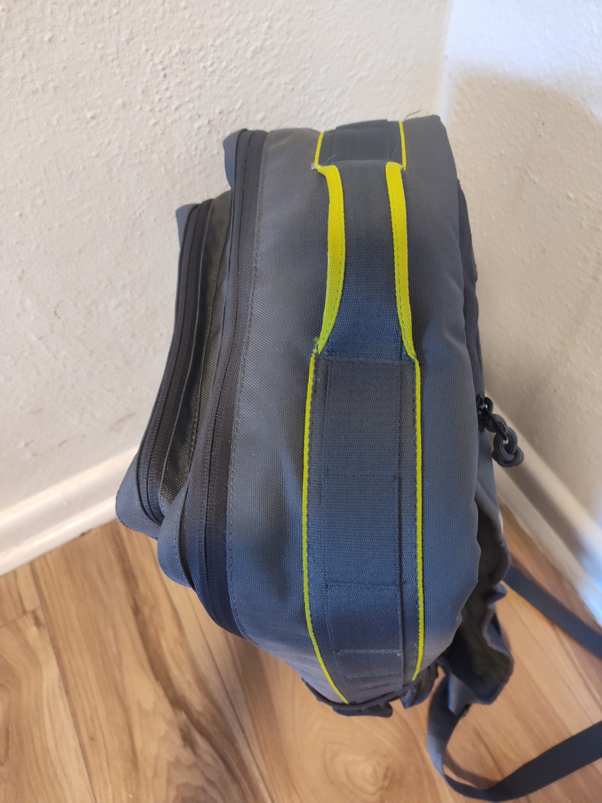 Nike Utility Speed Backpack Grey Yellow Accent Training Gym School Bag