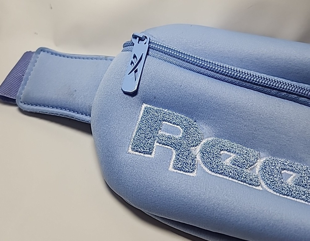 Reebok Fanny Pack Waist/Runners Bag Baby Blue Fuzzy Embroiddered Logo #51303