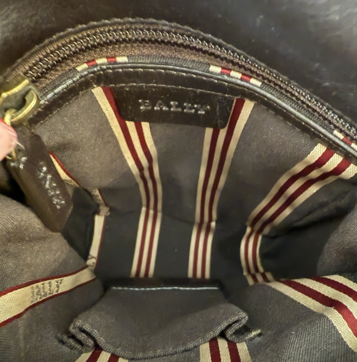 Bally Flap Messenger Mens Leather Small Dark Brown TAYLOR AIYF Stripe Strap EUC