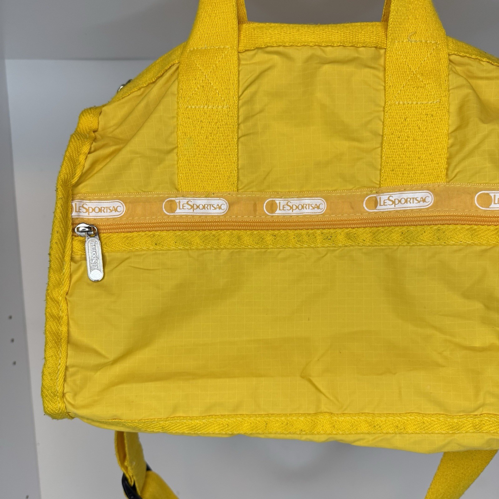 LeSportsac Adjustable Strap Carry On Crossbody Bag Yellow USA Vtg 80s 13”x10”x5”