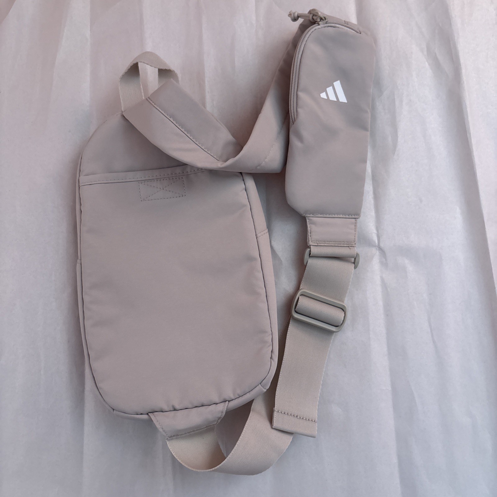 Adidas UNISEX Essentials 3 Sling Crossbody Beige Bag Cell Phone Pocket New $45