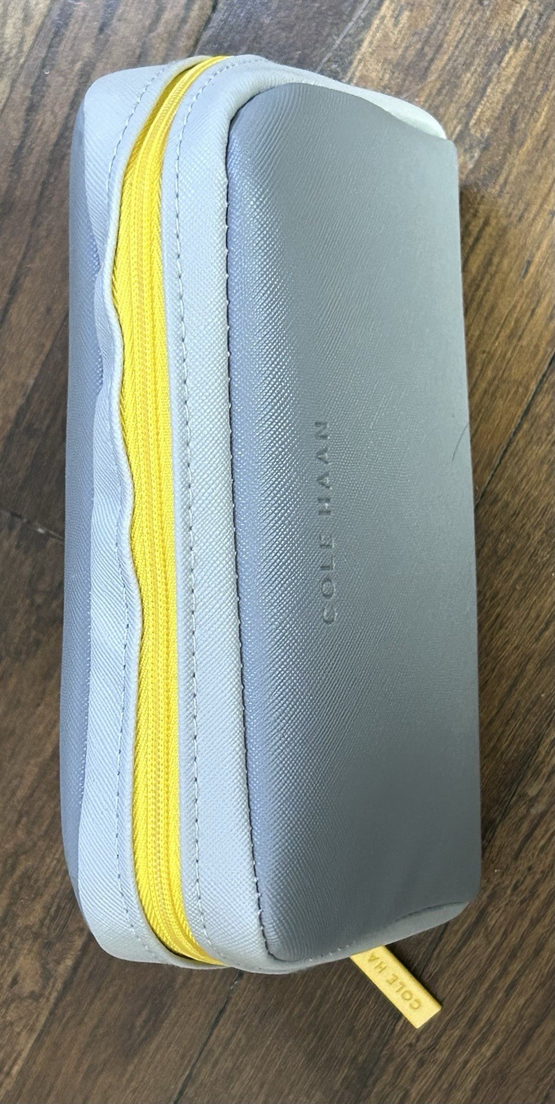 Cole Hann Small Men’s Dopp Bag Washable Fabric Grey With Yellow Zipper