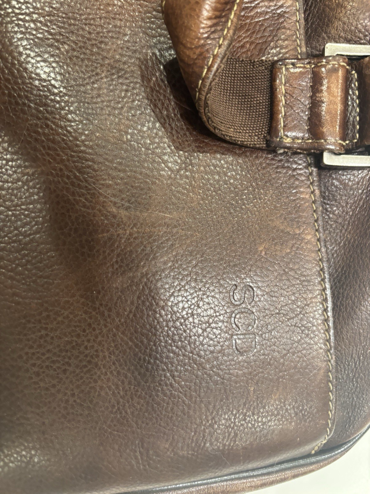 Boconi Leather Briefcase for Men Zip Closure Inner Pockets Classic Solid
