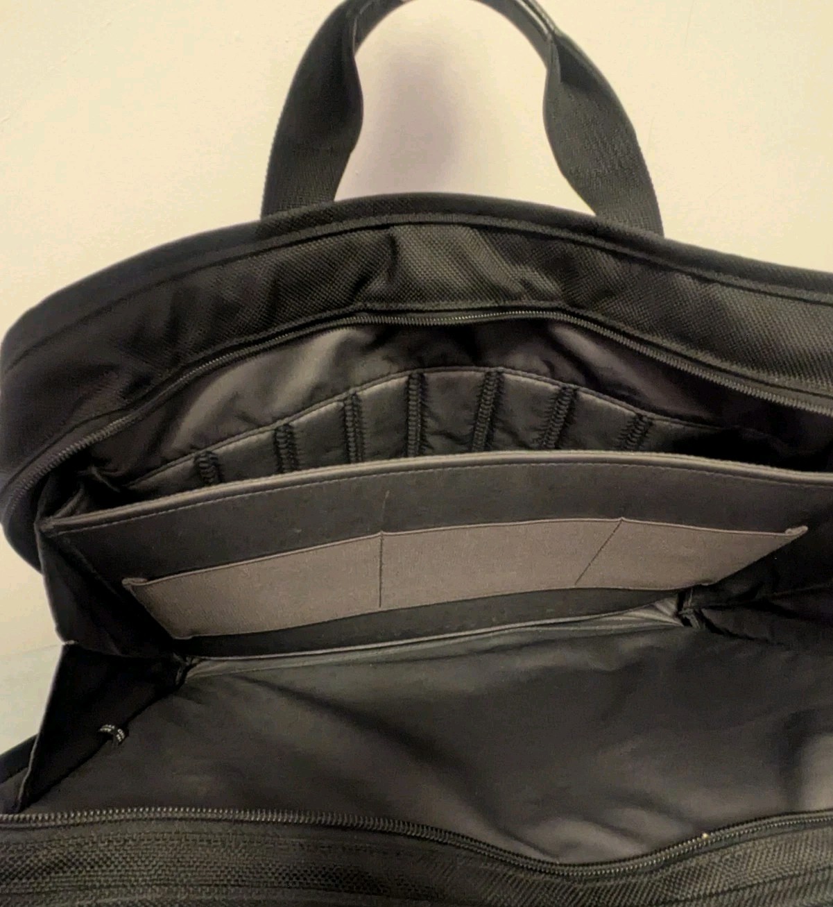 Tumi Alpha Ballistic Nylon Laptop Briefcase Carry Top Handle Shoulder Strap
