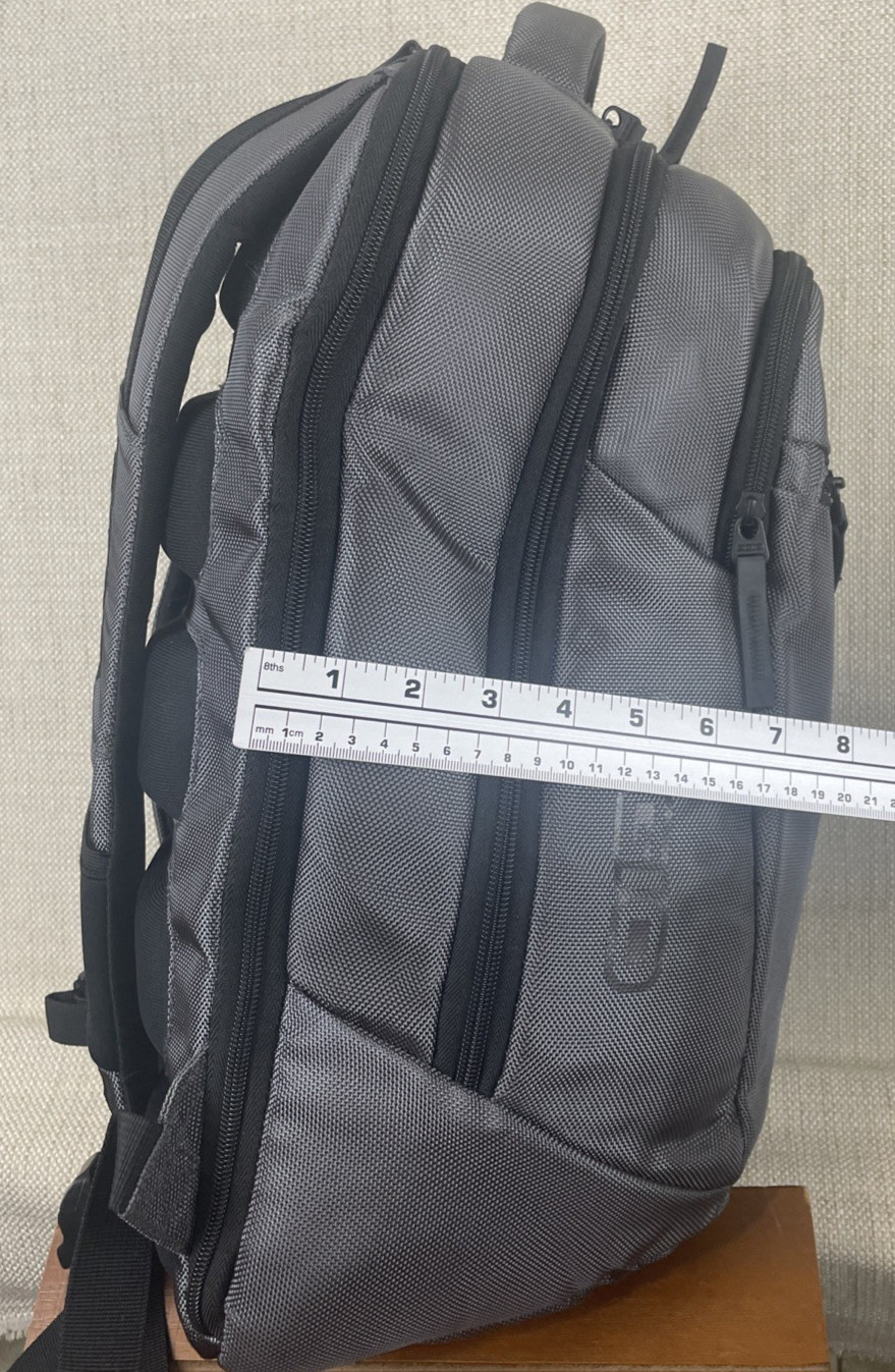 OGIO Ace Backpack 17” Laptop Pack-Tablet Sleeve Metallic Gray Padded Back