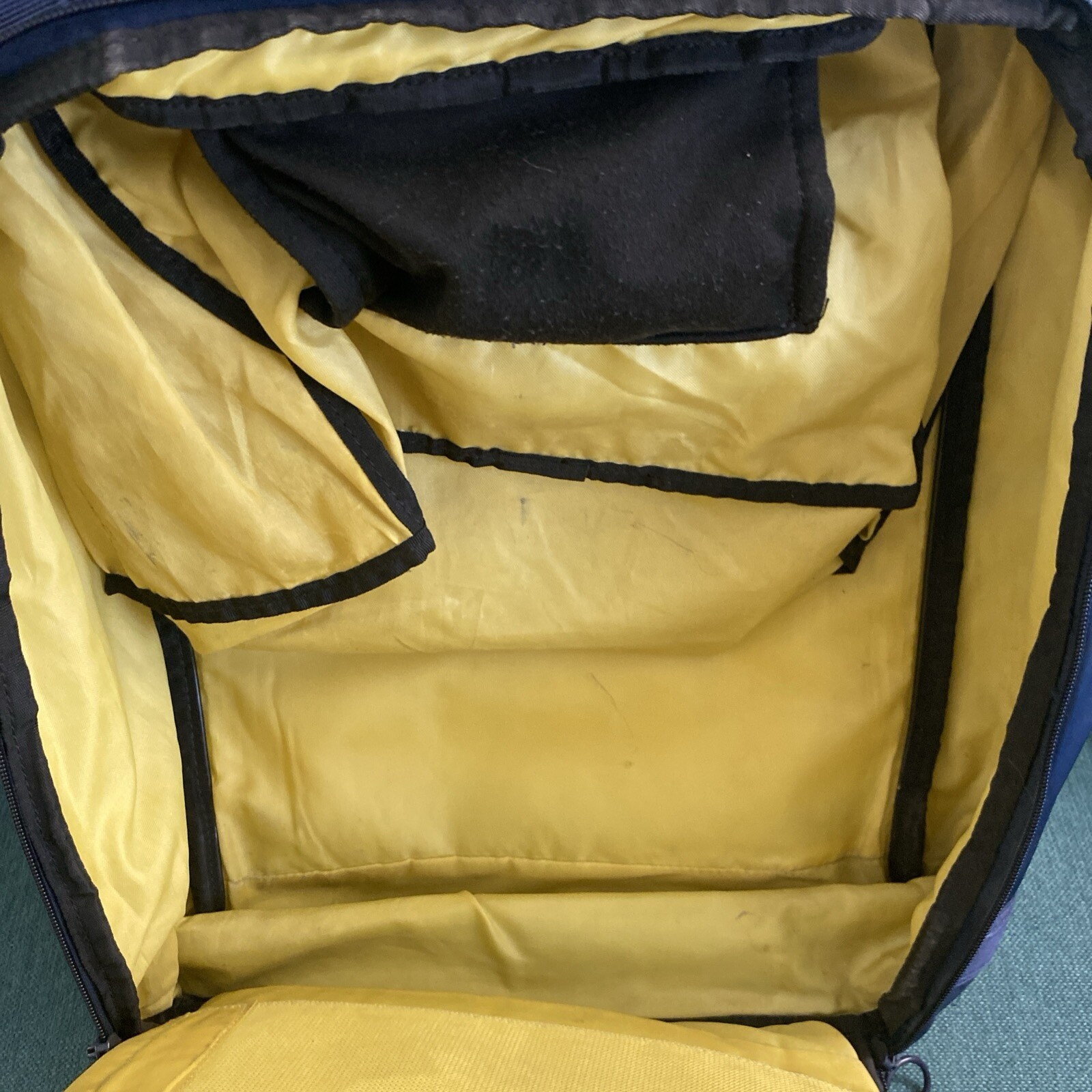 Under Armour UA Project Rock Duffle Backpack Training Gym Bag 1364189-408 Blue