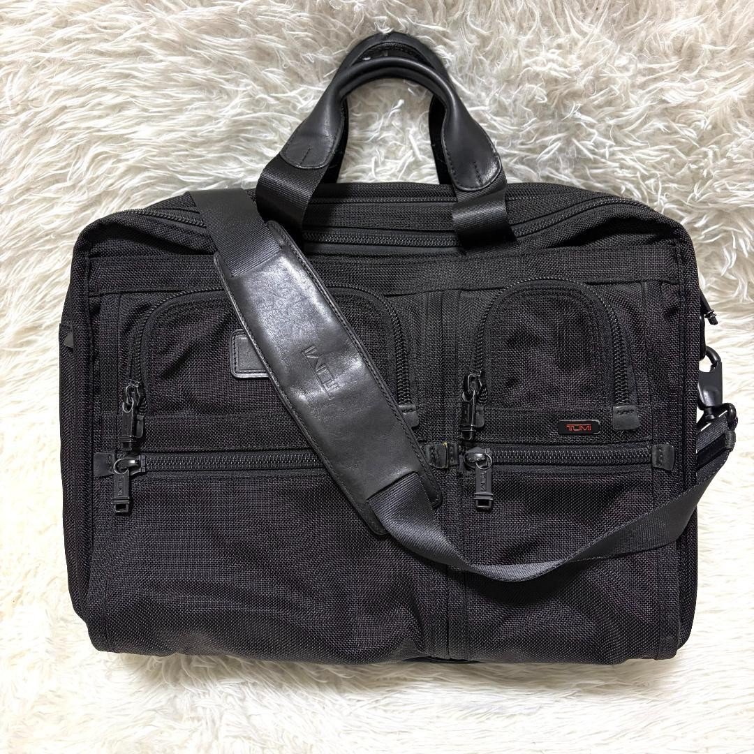 TUMI Large Expandable 26160DH 2 layer 2way