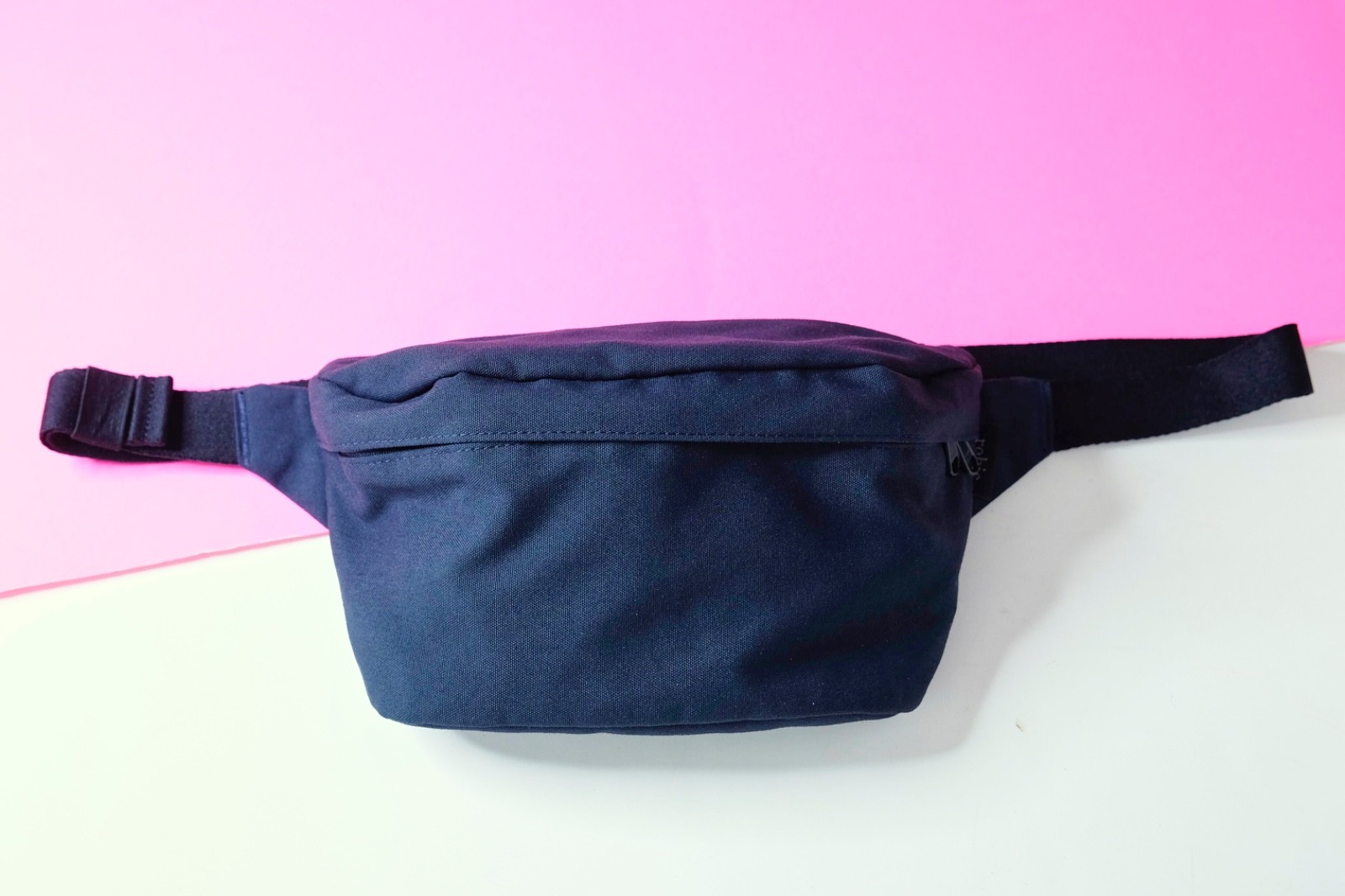 Uniqlo Robic Fanny Waist Pack Belt Bag Single Strap Backpack Black 423483