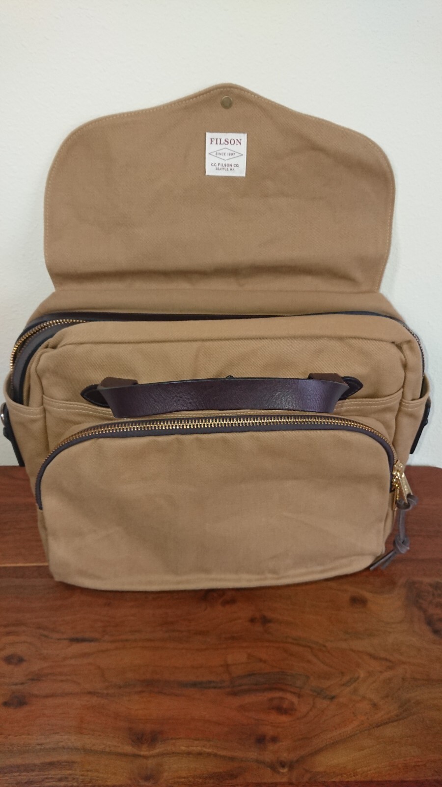 Filson Rugged Twill Padded Computer Bag | Tan | Made in USA