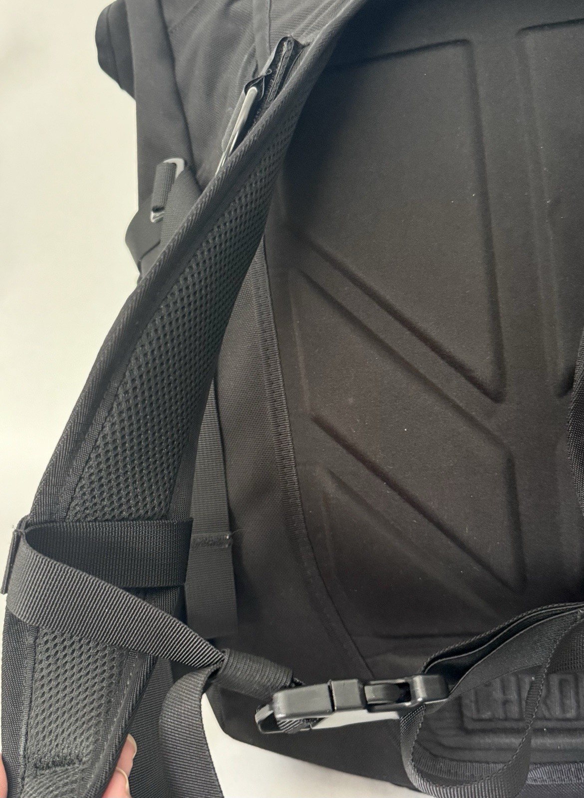 CHROME Warsaw MD 25L Backpack Professional Messenger Water Resistant Bag EUC