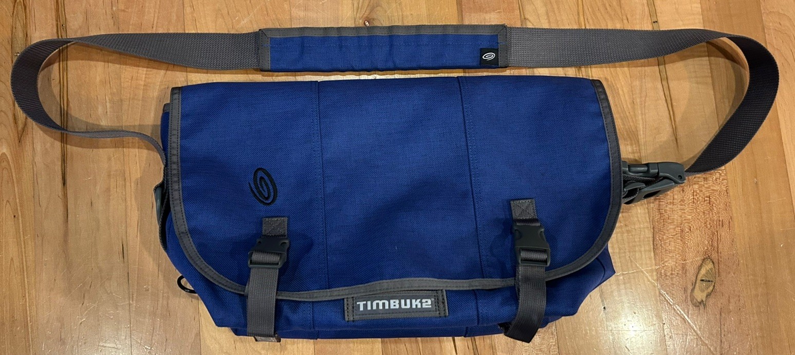 Timbuk2 Classic Medium Messenger Bag KDF15 Ballistic Nylon Indigo