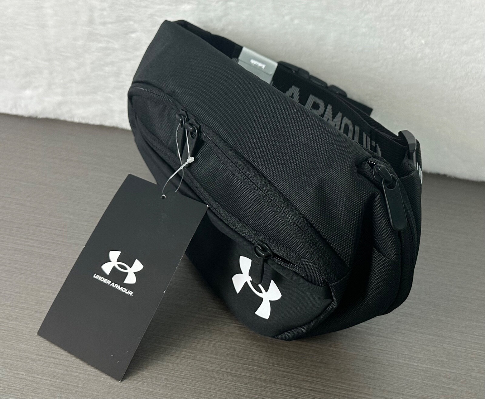Under Armour Unisex Flex Waist Bag /Fanny Pack Black OSFA New With Tag