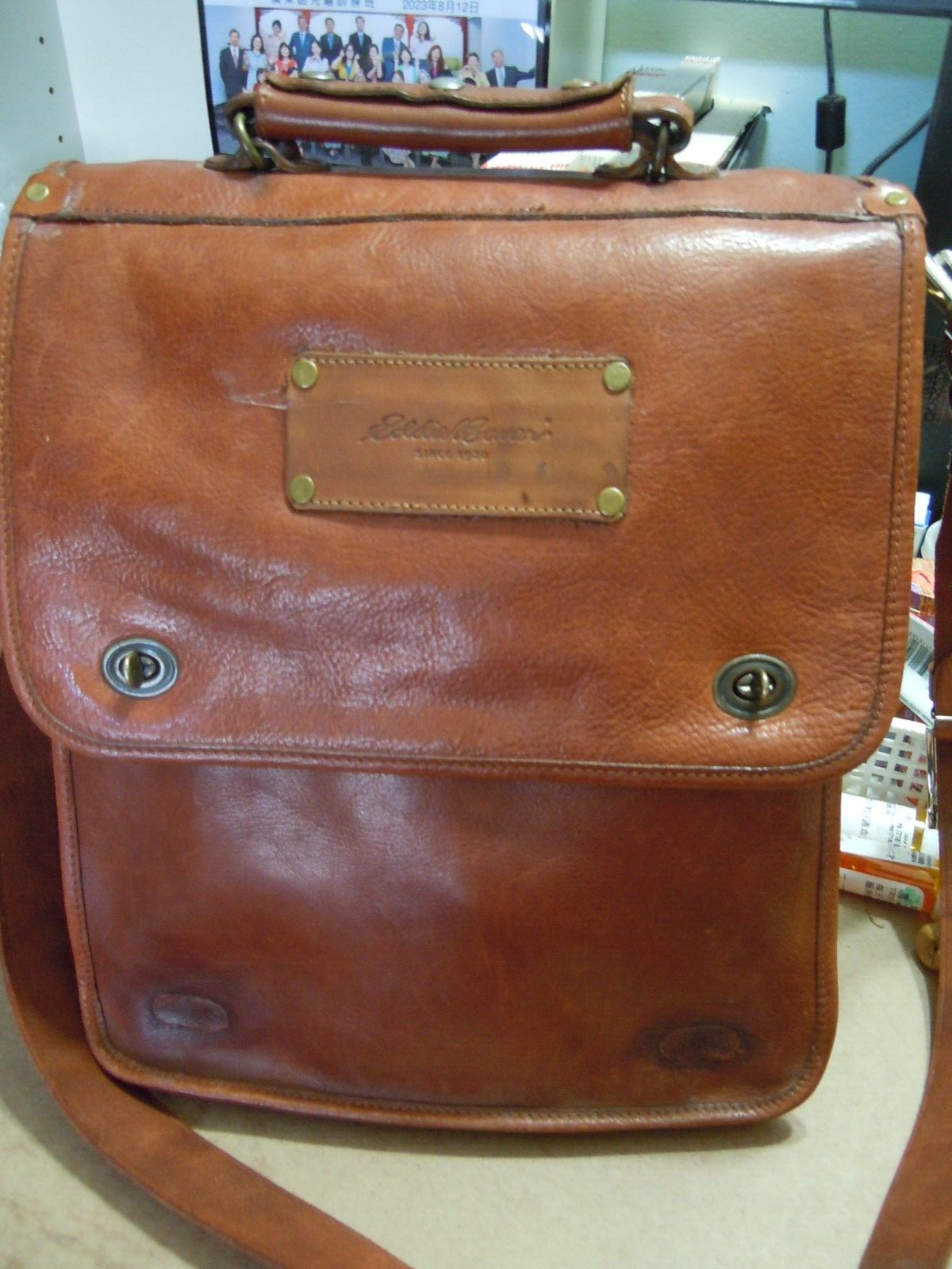 Vintage Eddie Bauer Designs by Sevestet New York All Leather Messenger