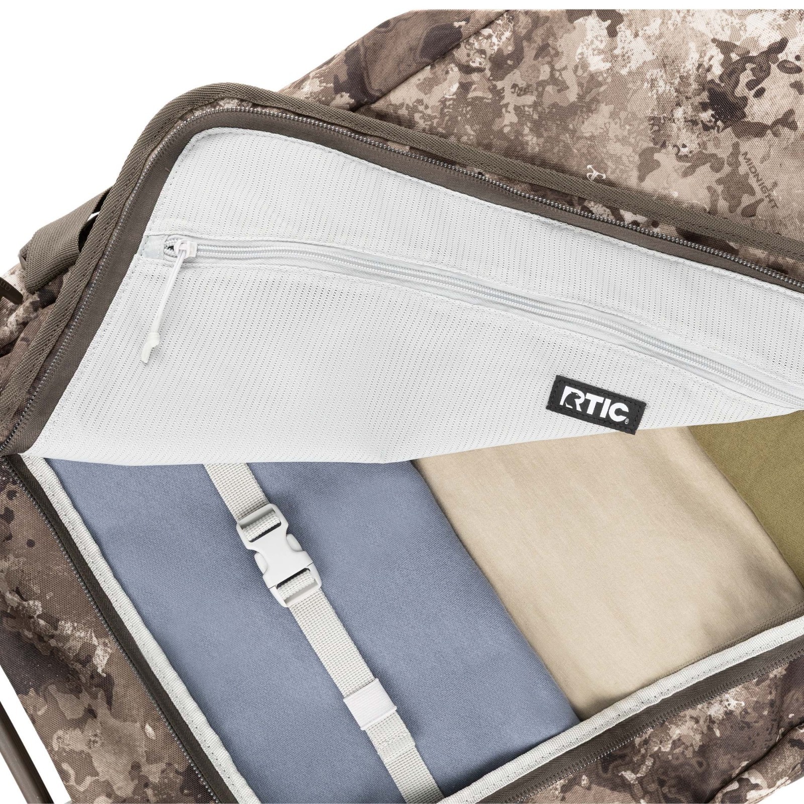 RTIC Road Trip Duffle Bag, Medium, Water Resistant, Durable Fabric, Black