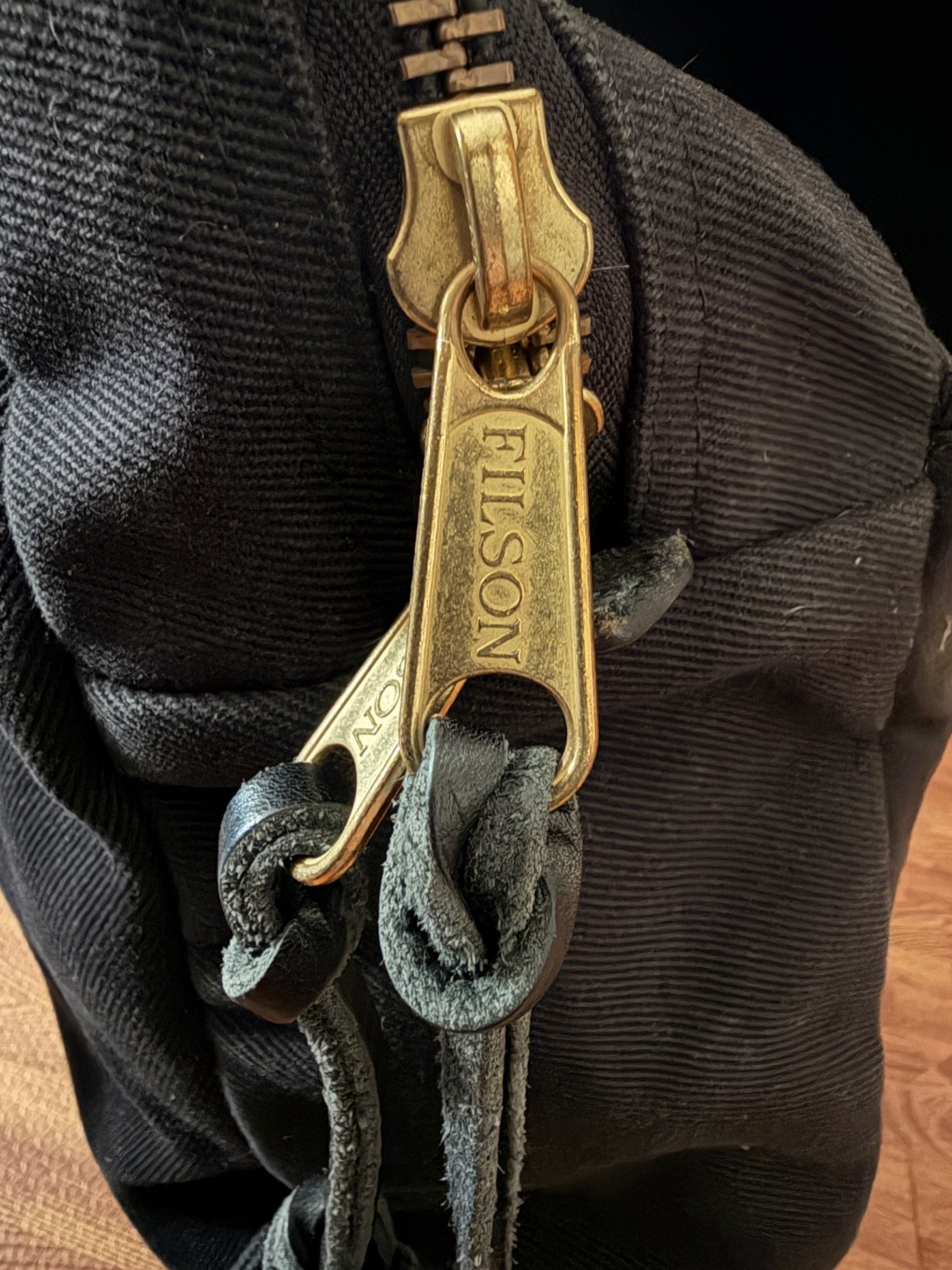 Filson Style 70152 Daypack – Black – Made in USA – Great condition