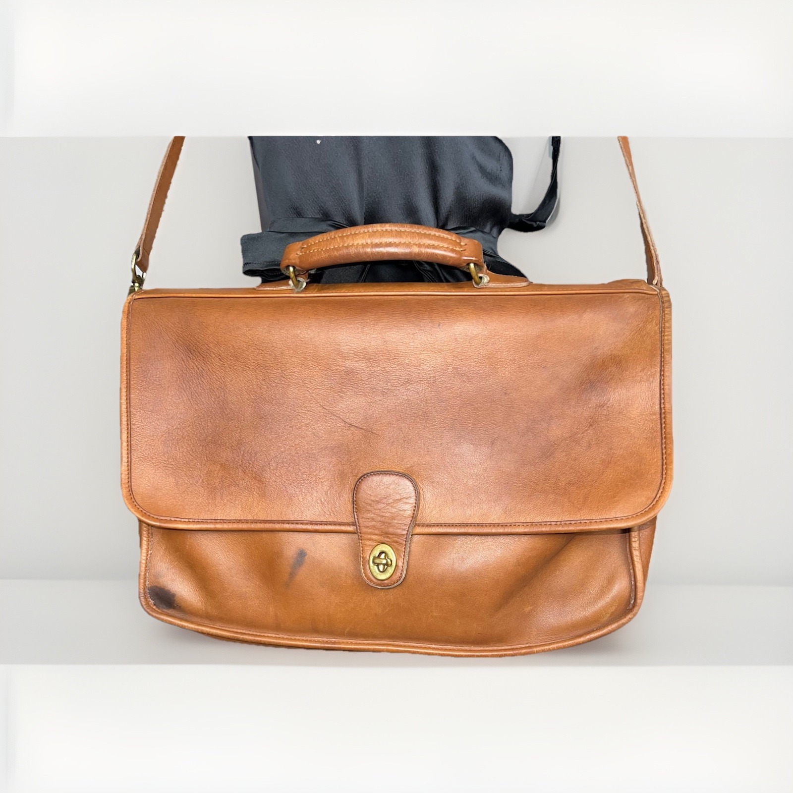 Vintage Coach NYC 5278 Leather Briefcase Messenger Bag USA Made Tan Satchel