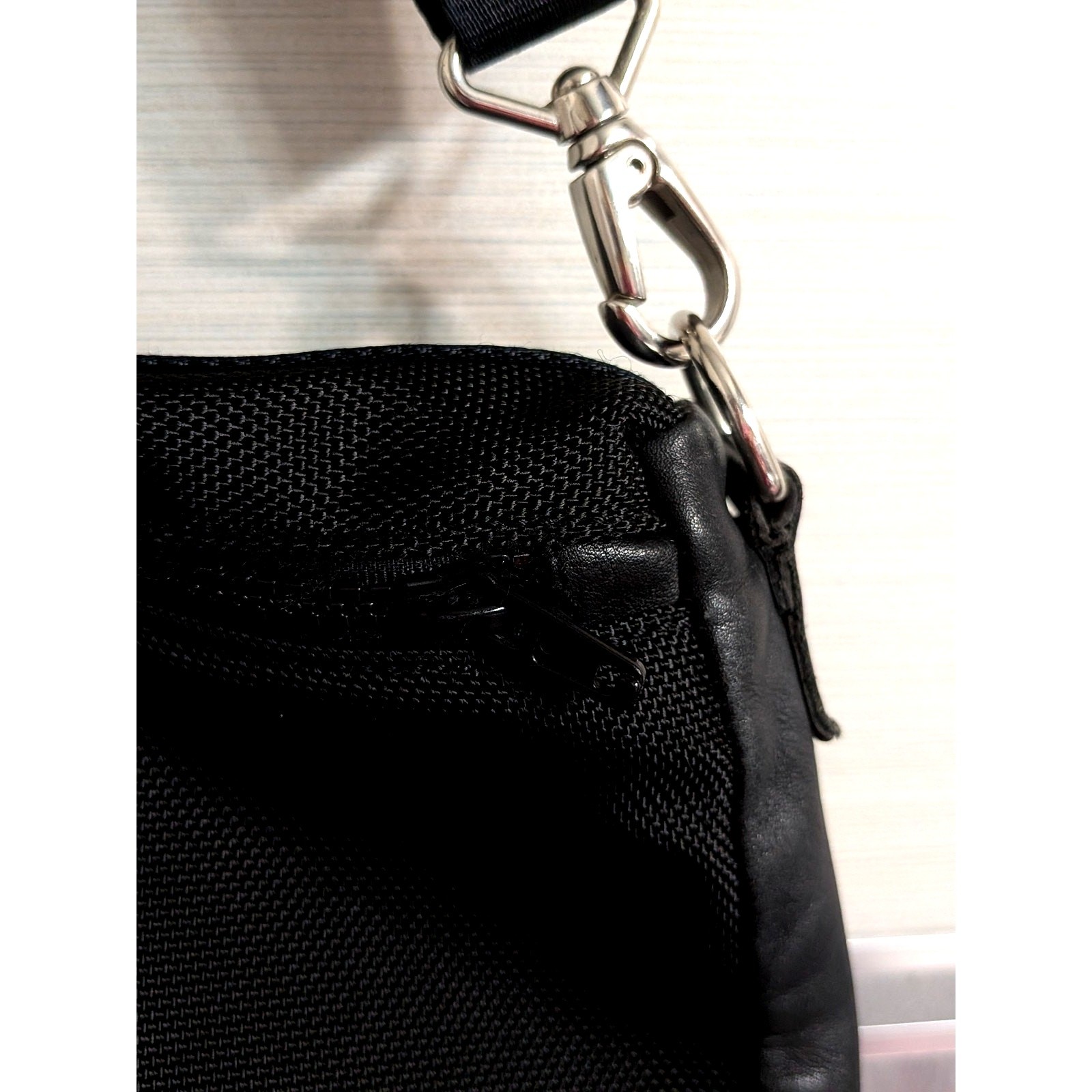 Cole Haan Canva Leather Black Messenger Bag Briefcase Laptop