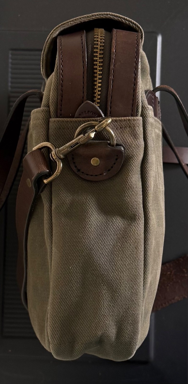Filson 256 Original Briefcase EXCELLENT CONDITION Otter Green USA Leather