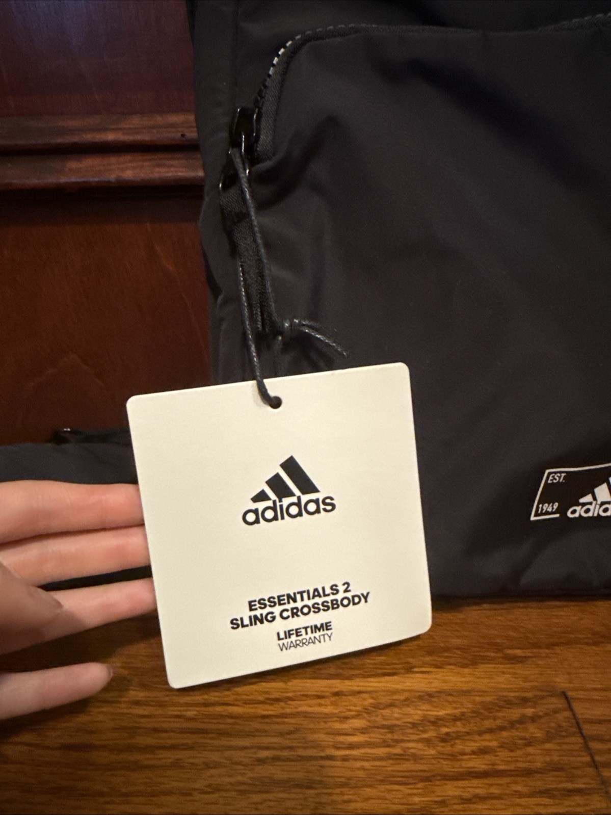 NEW with Tags Adidas Essentials 2 Sling Crossbody Sling back Black