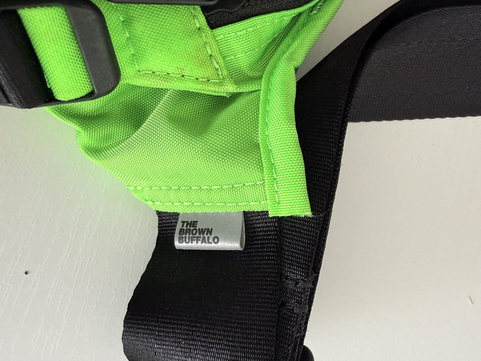 The Brown Buffalo Conceal Waistpack Sling Ultra Neon Green Grid TBB Fanny Pack